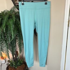 L.L. Bean Midweight Base Layer Pants Classic Fitted Leggings Stretch Outdoor